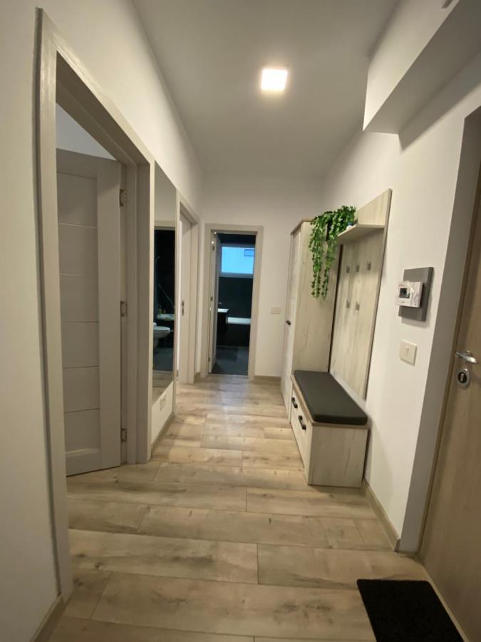 Rose Luxury Apartment Oradea - Felix Экстерьер фото